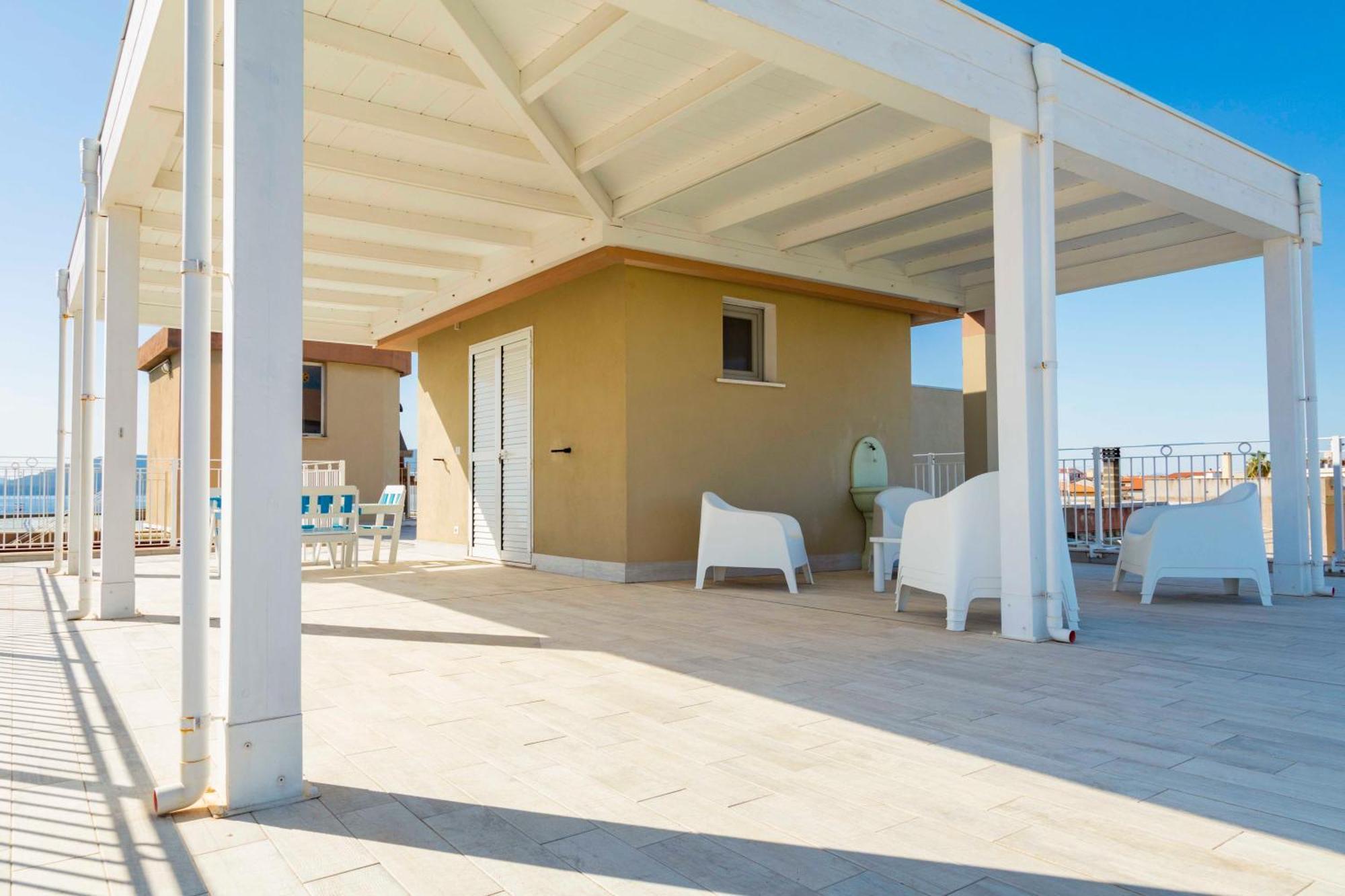 Lovealghero Stanze In Attico Vista Mare Exterior foto
